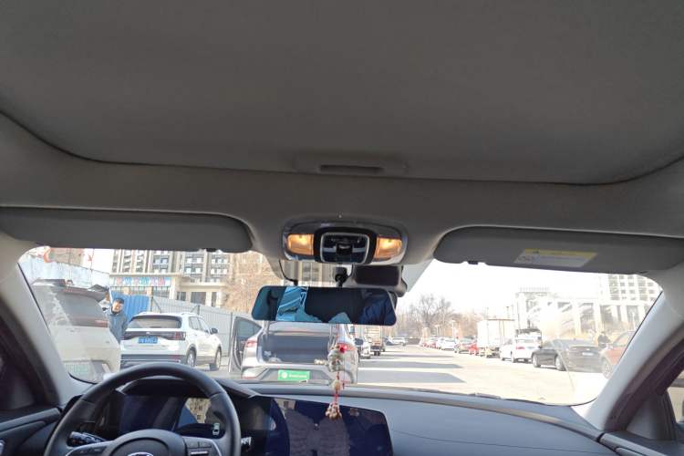 Used Hyundai Elantra 2022 1.5L CVT LUX Prestige Edition
