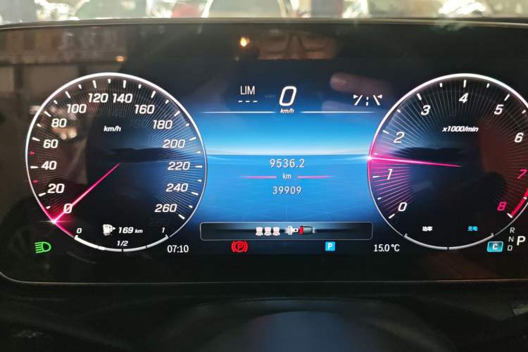 Used Mercedes-Benz C-Class 2023 Restyled C 260 L Sport Edition Instrument Cluster