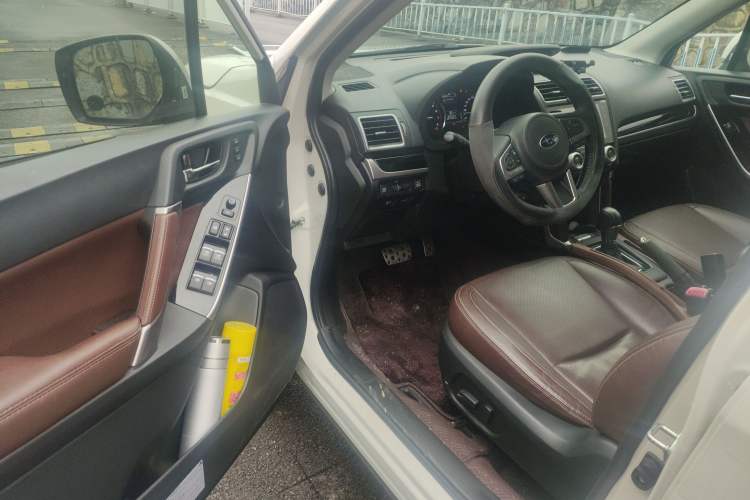 Used Subaru Forester 2016 2.5i Prestige Navigation Edition
