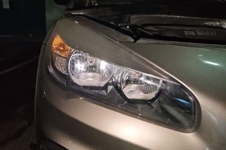 Used BMW 2 Series Active Tourer 2015 218i Leading Model Right Front Headlight