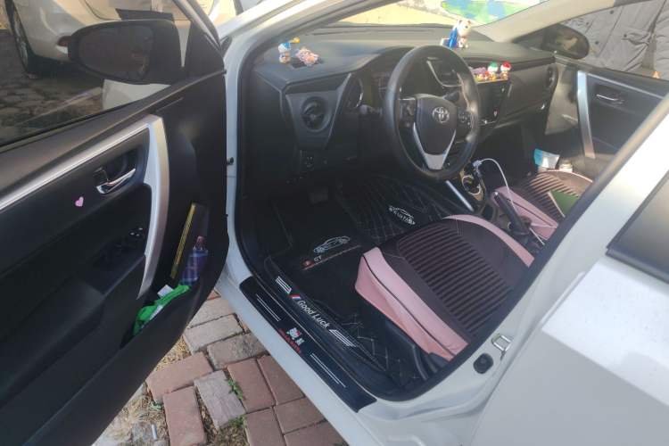 Used Toyota Levin Hybrid E+ 2019 1.8L GS E-CVT Elite Model with Sunroof Driver Seat