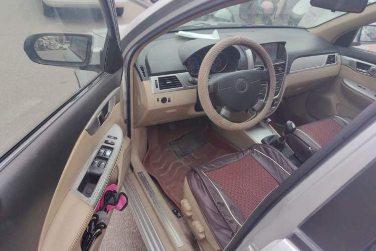 Used Buick Excelle 2011 1.6 LX-MT
