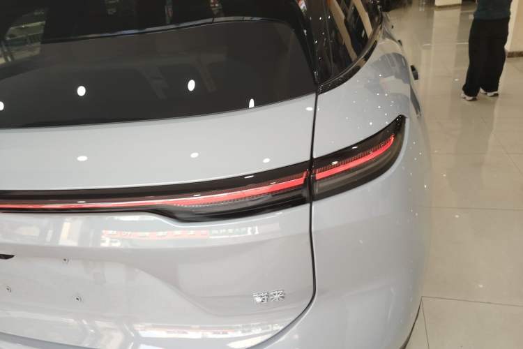 Used Nio ES6 2025 75 kWh Right Rear Taillight