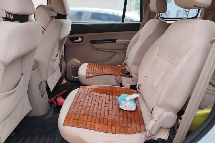 Used Jinbei 750 2016 1.5L Luxury Model Left Rear Seat