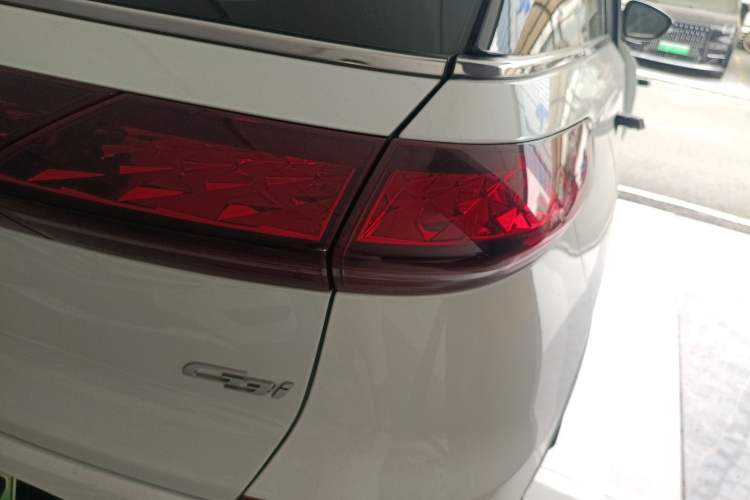 Used XPeng G3 2021 G3i 460G Exterior 3