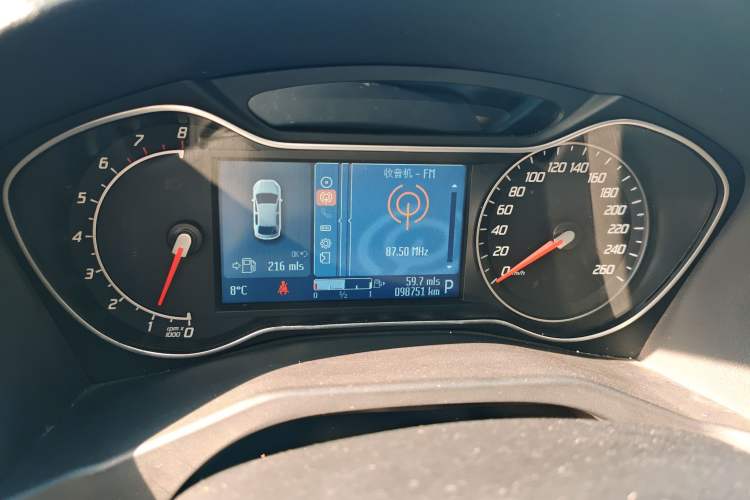 Used Ford Mondeo 2011 2.3L Luxury Model