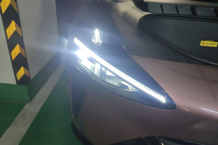 Used Xiaomi Auto YU7 2025 Ultra-Long Range All-Wheel Drive Pro Version
