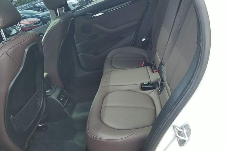 Used BMW X1 2020 sDrive25Li Leading Model
