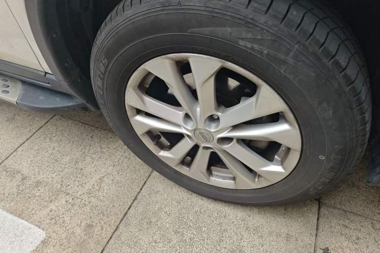 Used Nissan X-Trail 2015 2.0L CVT Comfort MAX Edition 2WD