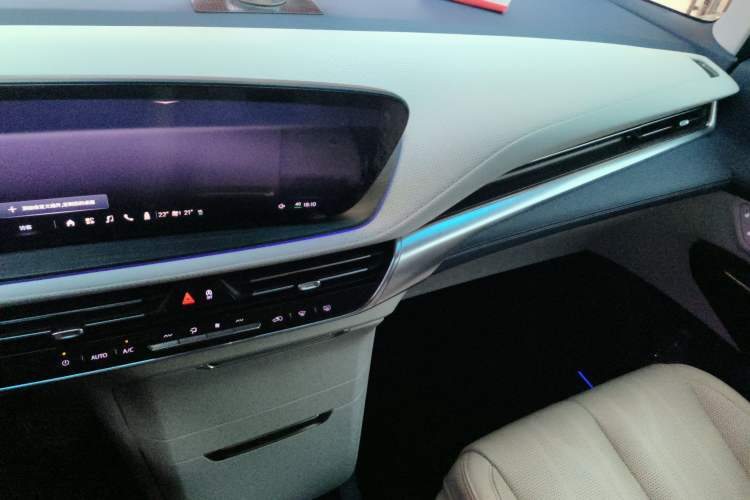 Used Buick Century 2023 2.0T Seven-Seater Yinshi Edition