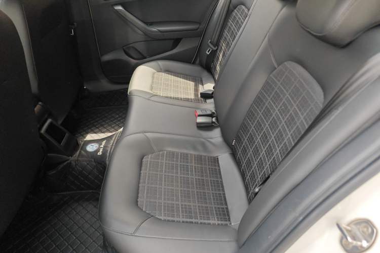 Used Volkswagen Jetta 2017 1.5L Automatic Comfort Model Left Rear Seat