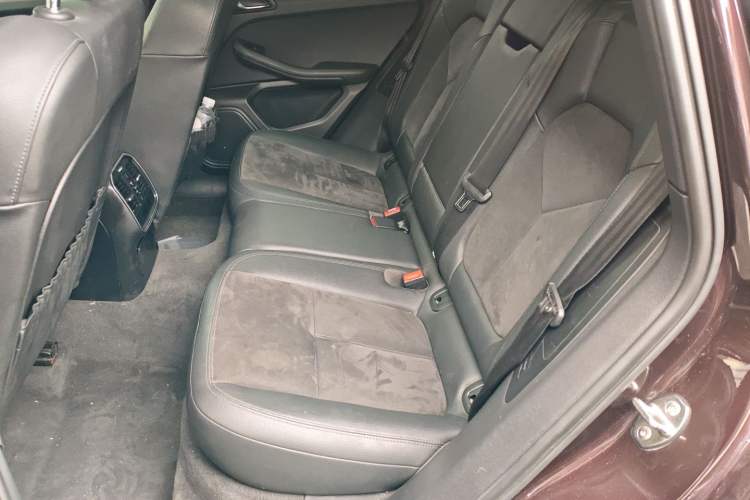 Used Porsche Macan 2014 Macan 2.0T Left Rear Seat