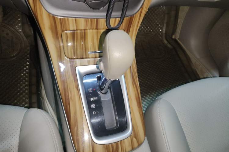 Used Nissan Sylphy 2014 1.6XV CVT Deluxe Edition