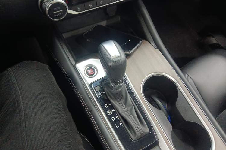 Used Nissan Teana 2021 2.0L XL Upper AD1 Smart Drive & Navigation Edition Gear Lever