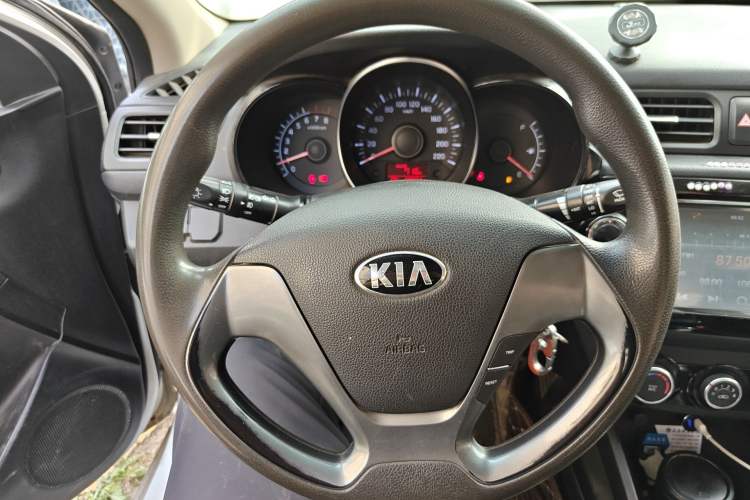 Used Kia K2 2015 Sedan 1.4L Manual Transmission GL
