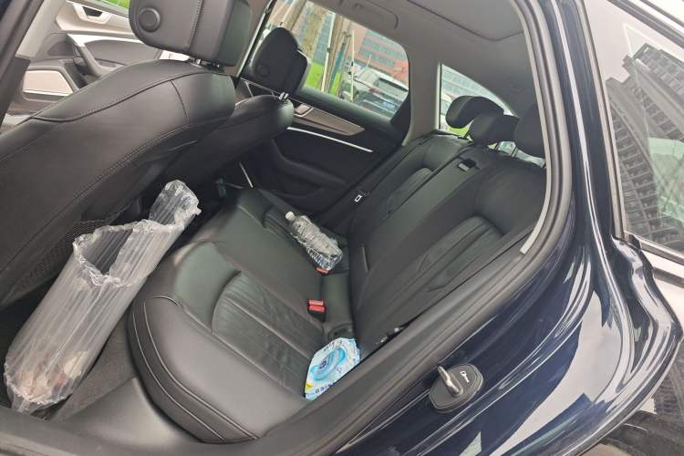 Used Audi A6 2021 allroad quattro Explorer 55 TFSI Prestige Off-Road Model