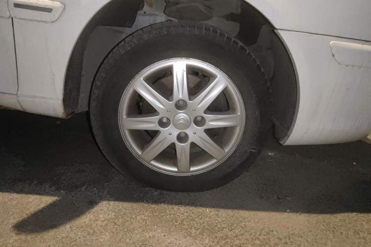 Used Citroen Elysee 2013 Sedan Classic 1.6L Manual Tech Edition
