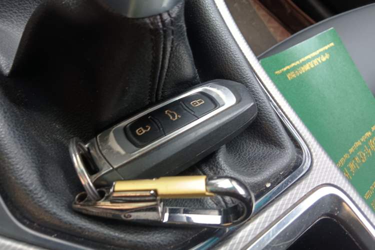 Used Geely Auto Emgrand GL 2018 1.4T Manual Elite Smart Connectivity Version Vehicle Key