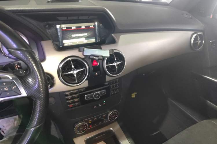 Used Mercedes-Benz GLK-Class 2014 GLK 200 Standard Model
