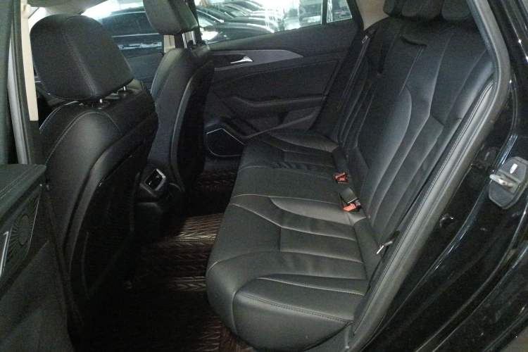 Used Hongqi H5 2022 Classic Model 1.5T DCT Flagship Edition
