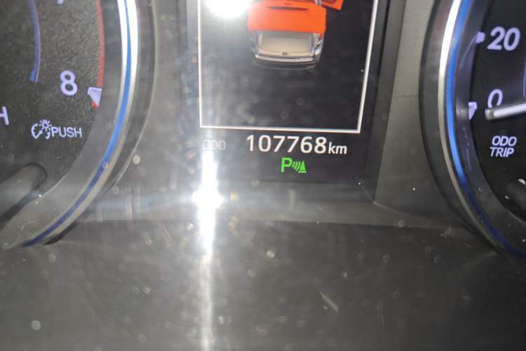 Used Toyota Highlander 2018 2.0T Four-Wheel Drive Luxury Edition 7 Seats China V Emission Standard
