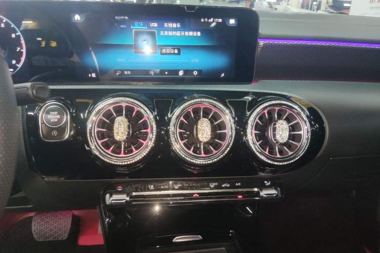 Used Mercedes-Benz A-Class 2021 A 200 L Sport Sedan Fashion Model Audio And AC Panel