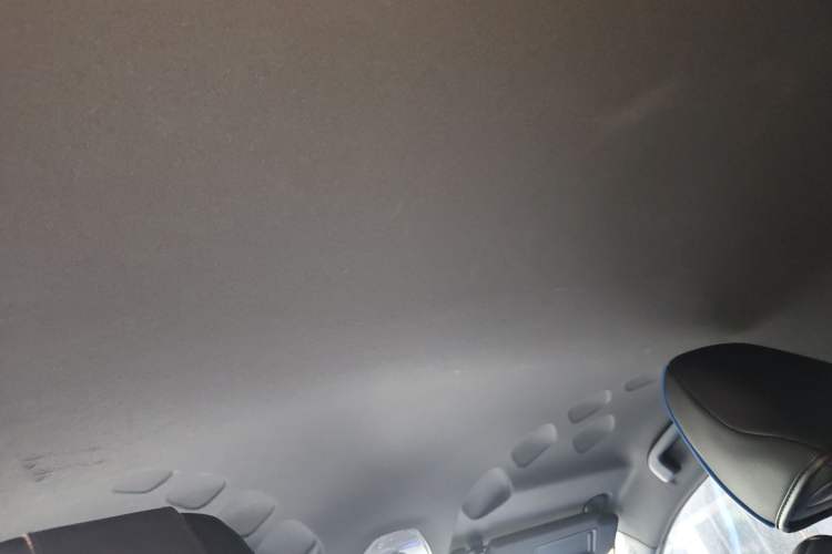 Used Toyota IZOA 2018 2.0L Yichi Version China VI Standard