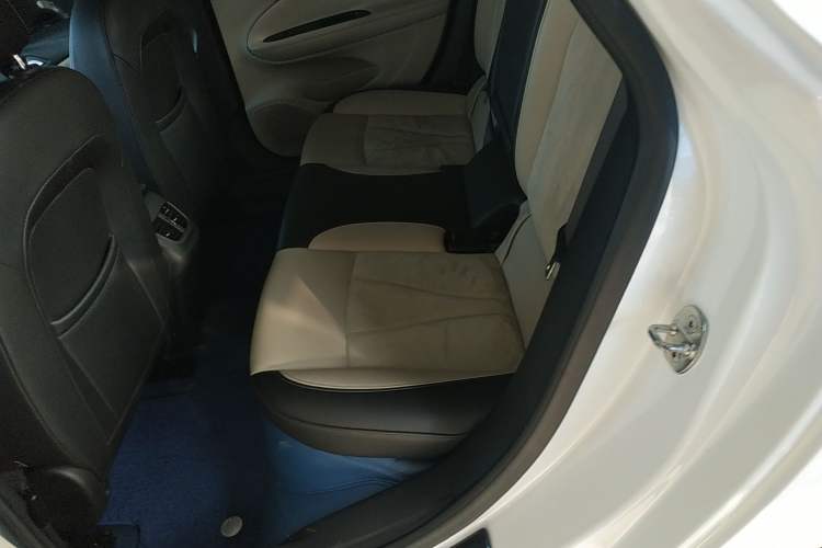 Used Buick Verano 2019 Sedan 15S Automatic Leading Model