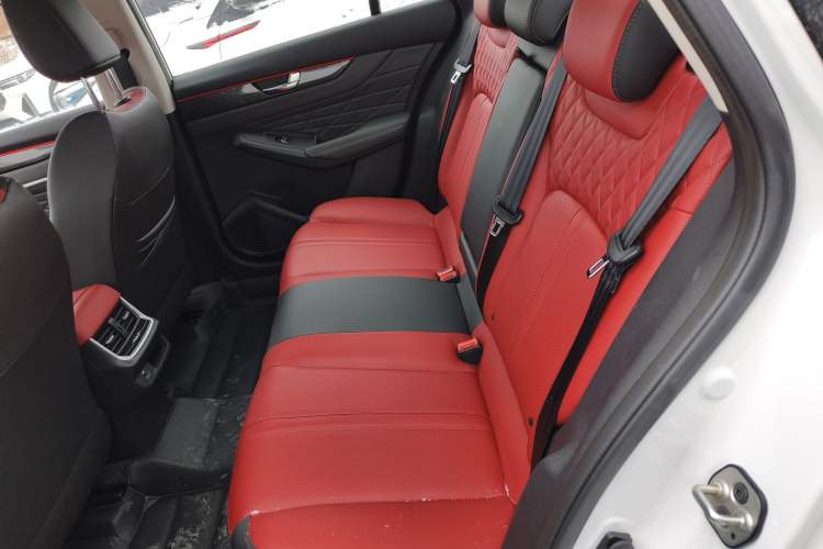 Used Dongfeng Aeolus Yixuan MAX 2021 1.5T Ultra-Stylish Trendsetter Edition
