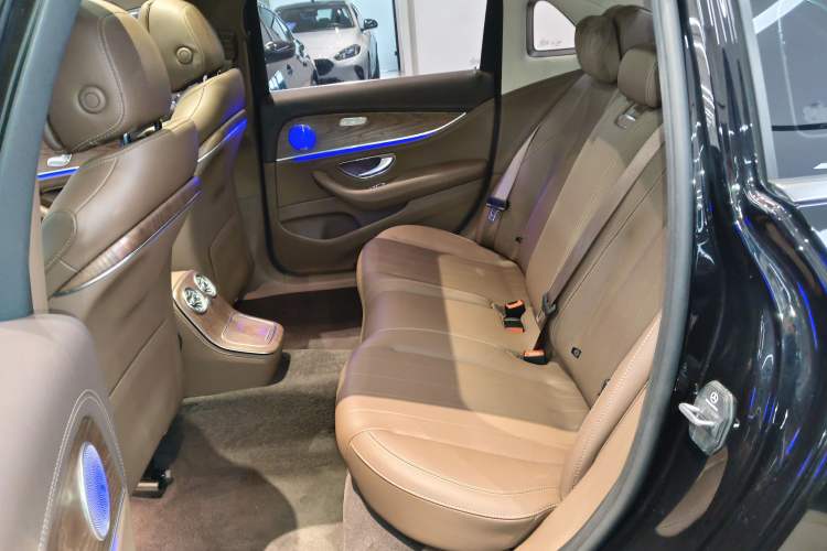 Used Mercedes-Benz E-Class 2023 Facelift E 260 L