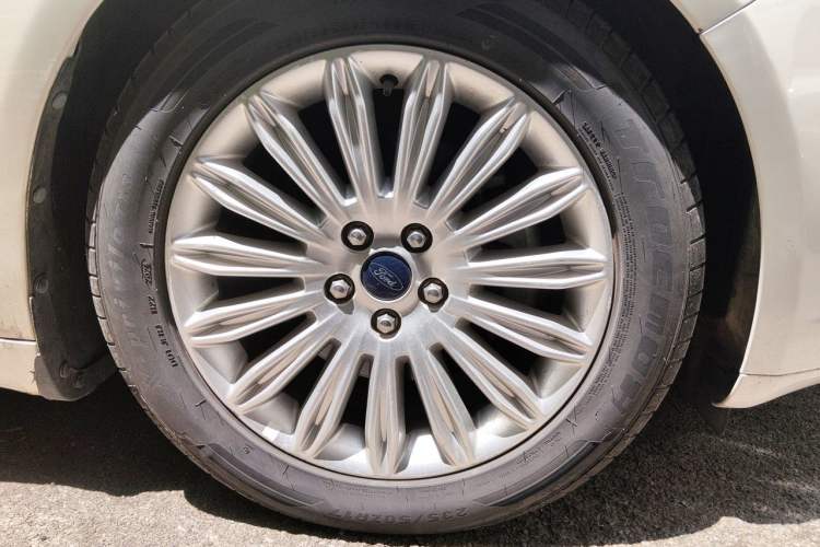 Used Ford Mondeo 2013 2.0L GTDi 200 Luxury Model
