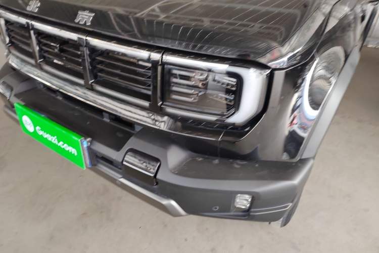 Used BAIC Off-Road BJ40 2024 2.0T All-New Urban Hunter Edition Chivalrous Style
