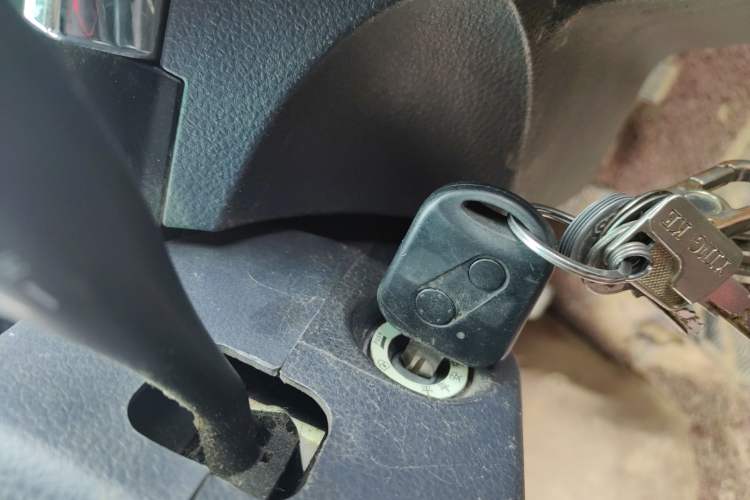 Used Jinbei Hiace X30 2021 1.5L Wealthy Van China VI Standard SWC15M