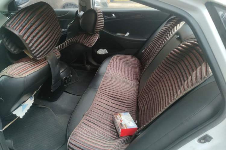 Used Hyundai Sonata 2014 2.4L Automatic Luxury Version China IV Standard