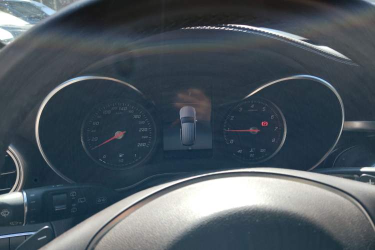 Used Mercedes-Benz GLC 2019 GLC 300 L 4MATIC Dynamic Model
