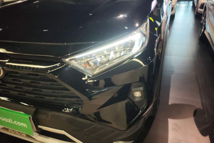 Used Toyota RAV4 2024 2.0L CVT Two-Wheel Drive Fashion Edition