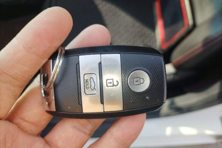 Used Kia K3 2015 1.6L Automatic GLS
