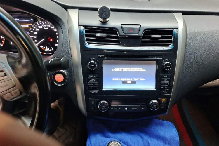 Used Nissan Teana 2013 2.5L XL-NAVI Tech Smart Enjoyment Edition Audio And AC Panel