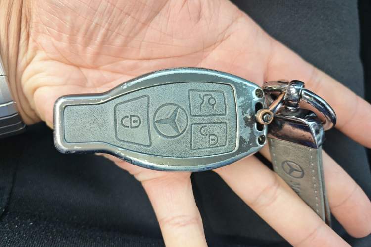 Used Mercedes-Benz C-Class 2016 C 200 Sport Edition Vehicle Key