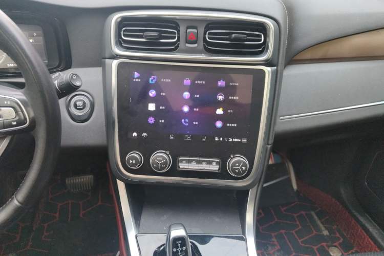 Used Lynk & Co 01 2019 2.0T Two-Wheel-Drive Pro Version China VI Standard