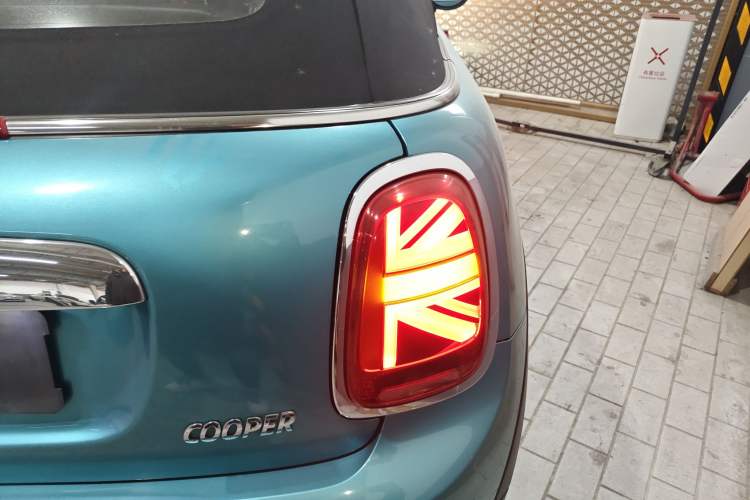 Used MINI MINI 2019 1.5T COOPER CABRIO Temptation Edition