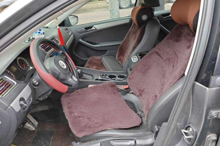 Used Volkswagen Sagitar 2014 1.6L Automatic Comfort Model Left Front Seat