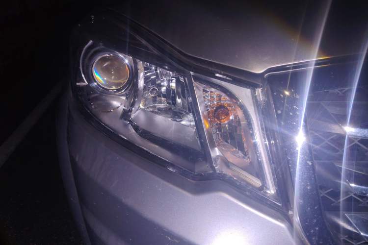 Used Great Wall Wingle 6 2014 2.0T Two-Wheel Drive Navigation Version 4D20B Exterior 6