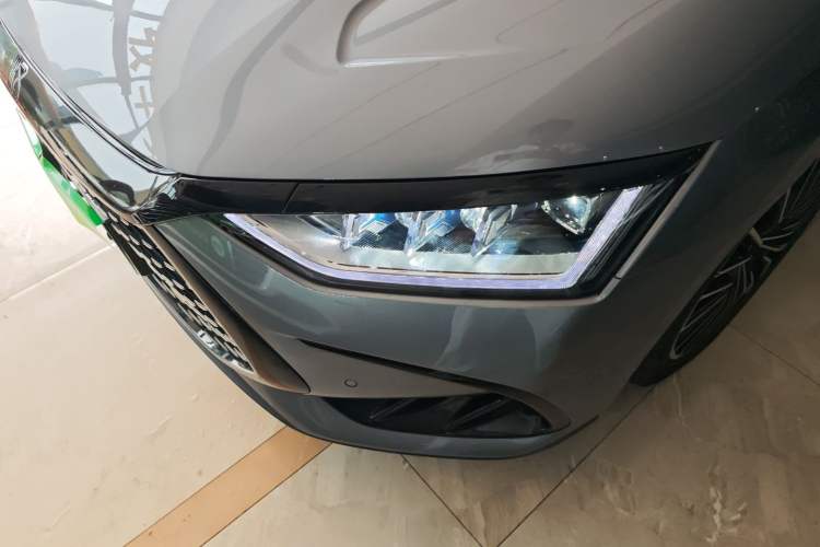 Used BYD Han 2023 DM-i Champion Edition 121KM Prestige Model
