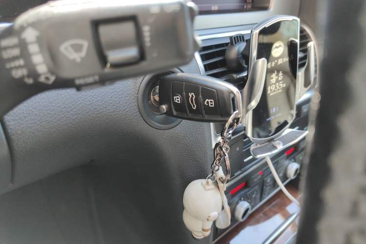 Used Audi Q7 2015 35 TFSI Ambition Edition Vehicle Key