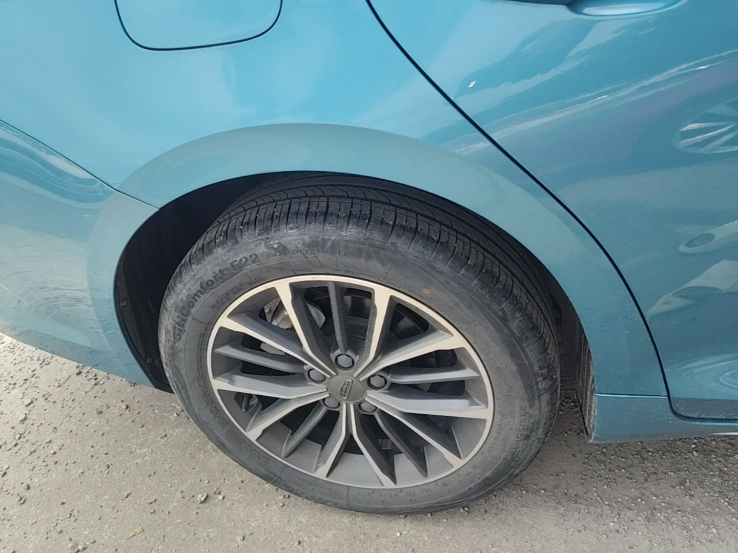 Geely Auto Preface 2021 2.0TD Luxury Version - Luxury — снимка 11