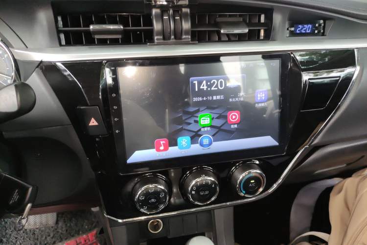 Used Toyota Corolla 2017 Revised Version 1.6L S-CVT GL Audio And AC Panel