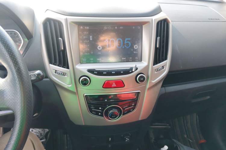 Used Haval H1 2017 Red-Label 1.5L AMT Luxury Model