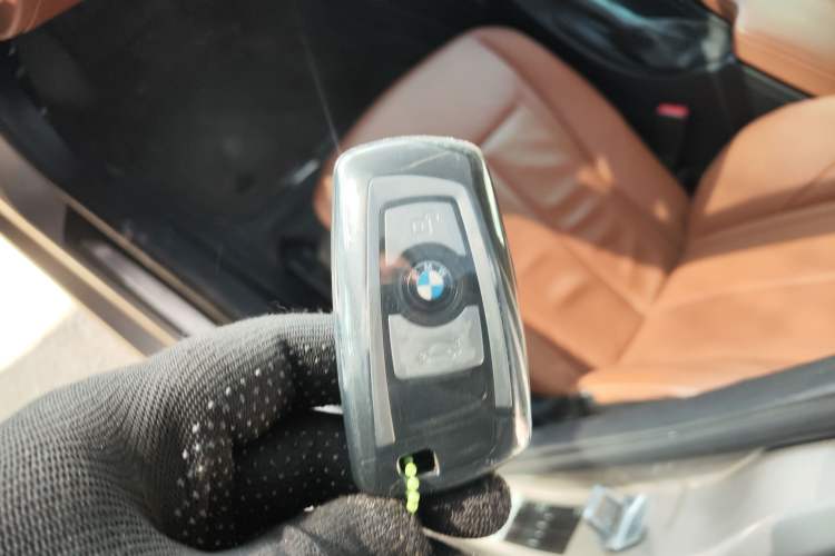 Used BMW 3 Series 2015 320Li Luxury Design Package Premium Edition