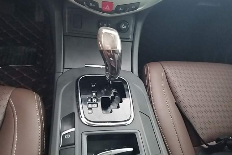 Used BYD S7 2015 2.0T Upgraded Automatic Flagship Version
